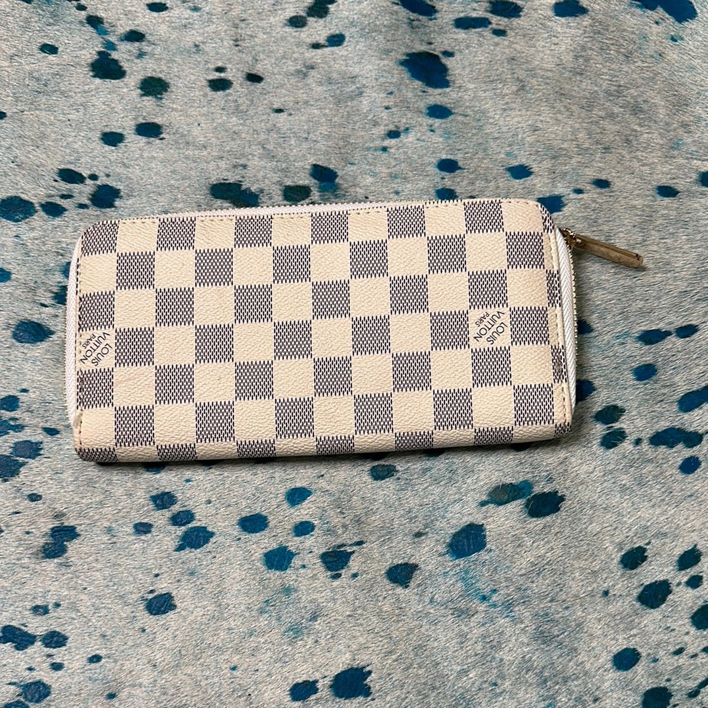 WALLET LONG WHITE DEMIER WITH ZIPPER