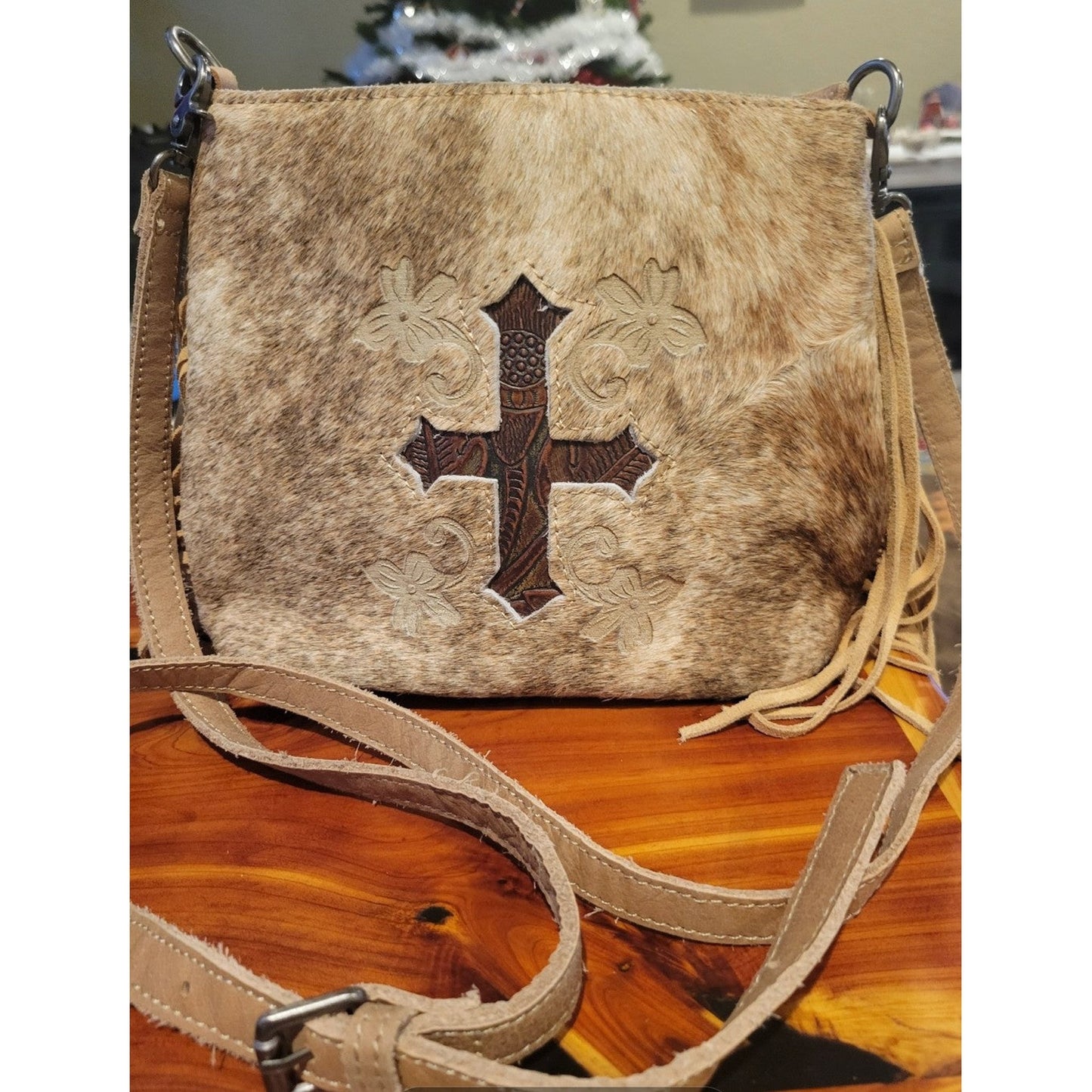 CROSSBODY COWHIDE FRINGE WITH CROSS
