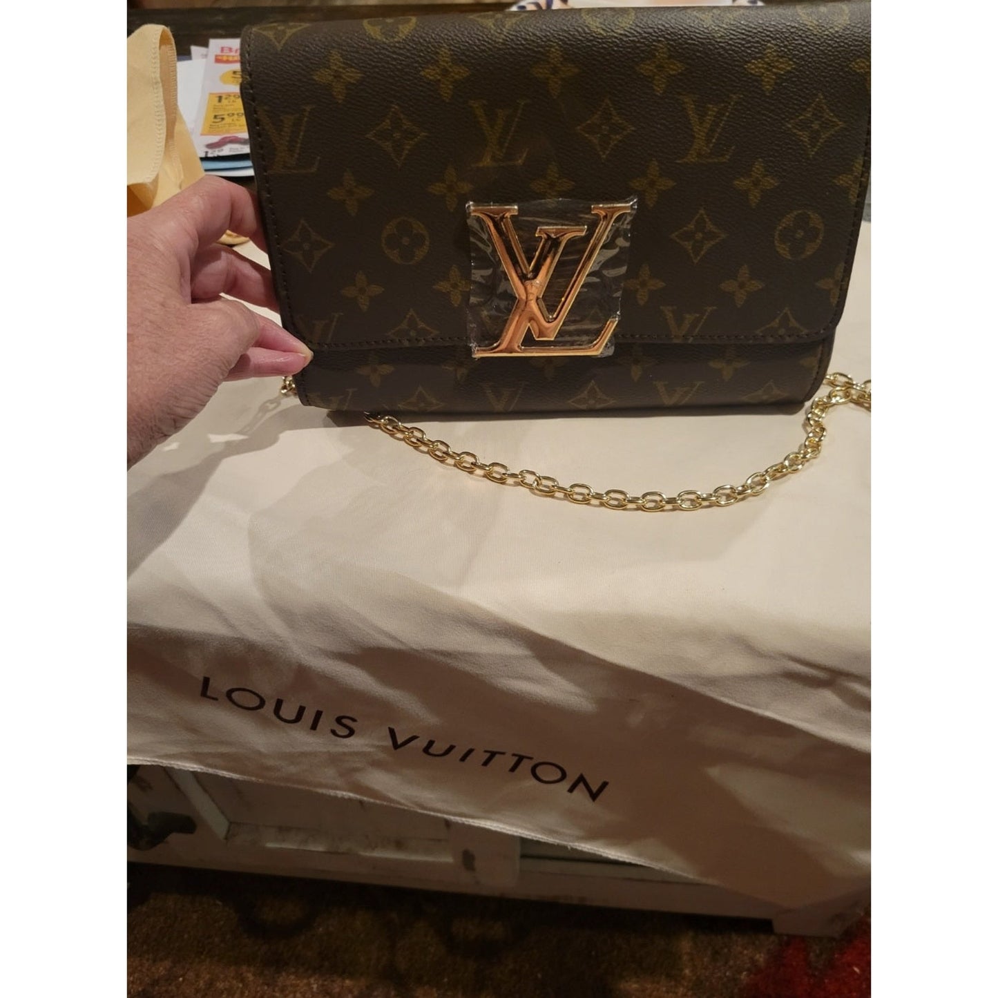 CROSSBODY MONO CLASSY W/CLASP