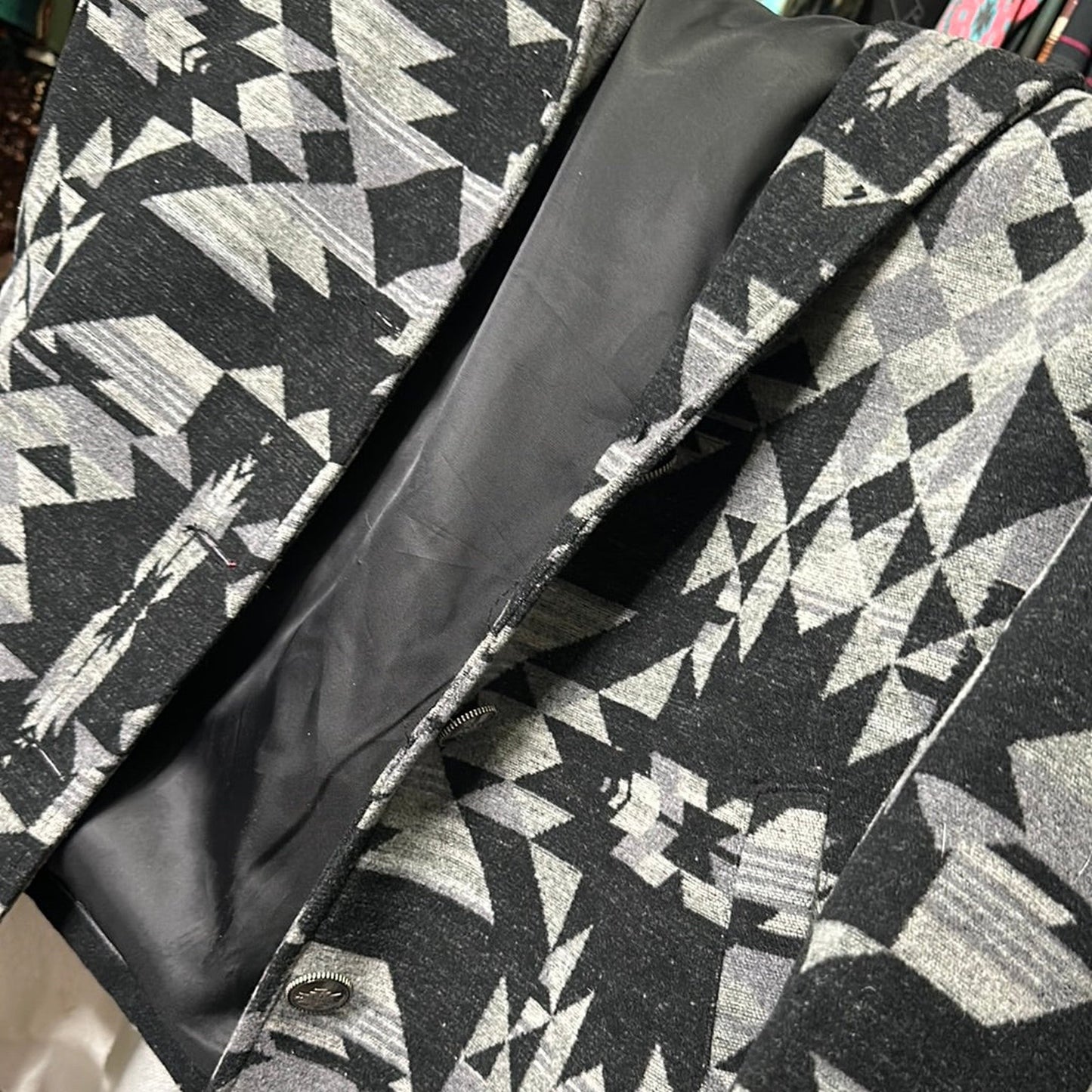 AZTEC BUTTON DOWN JACKET