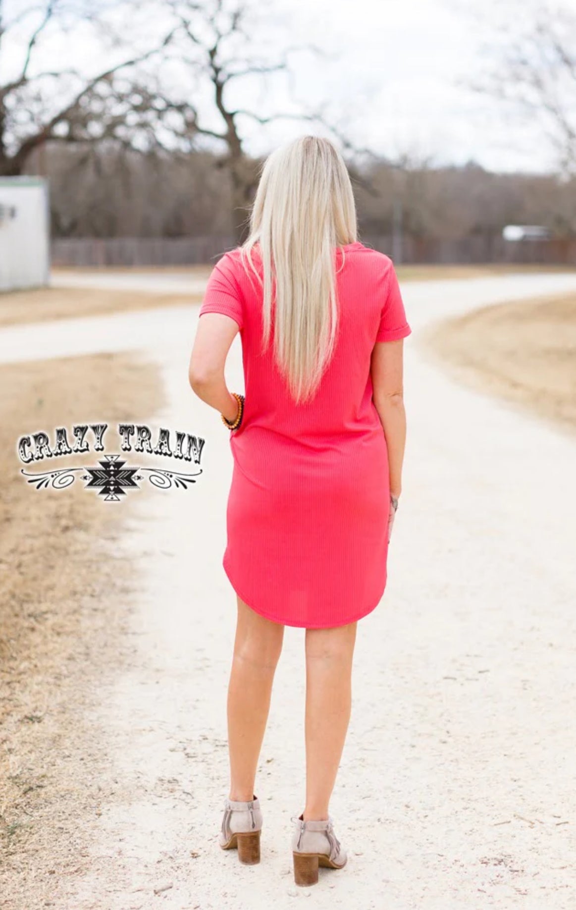 SHORT SLEEVE RIBBED DRESS W/POCKETS