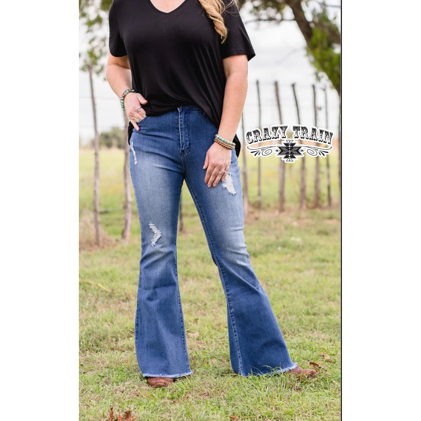 JOLEENE DISTRESSED FLAIR JEANS