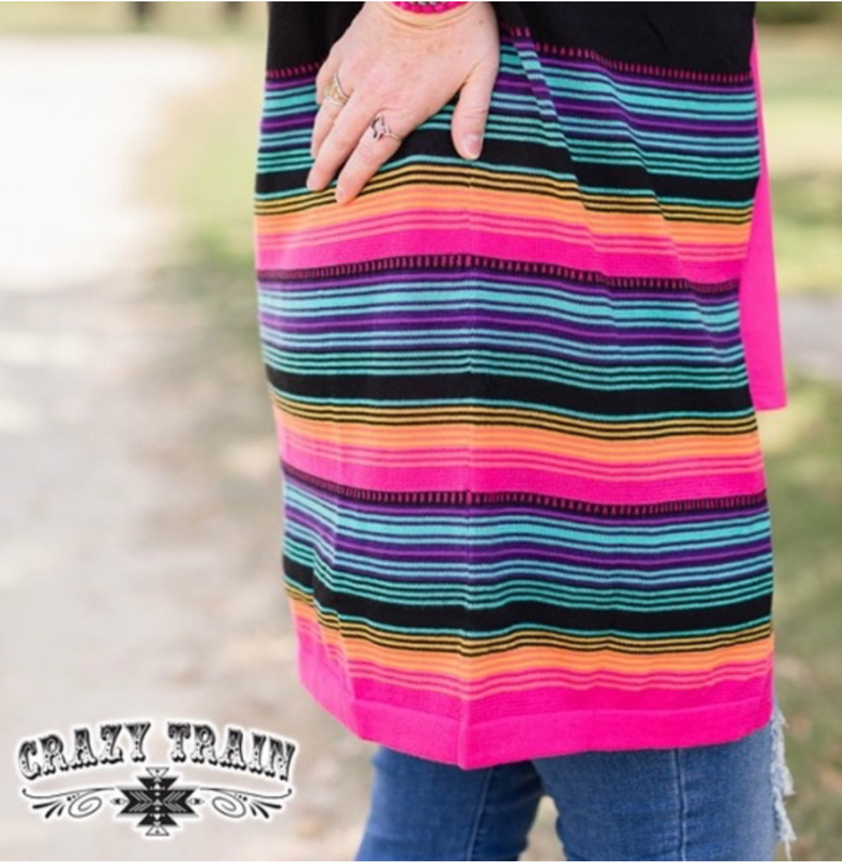 BLACK WITH SERAPE STRIPED CARIGAN