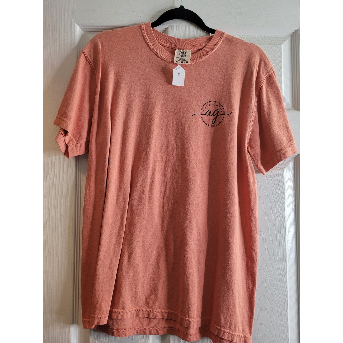 Graphic tee naughty chicken