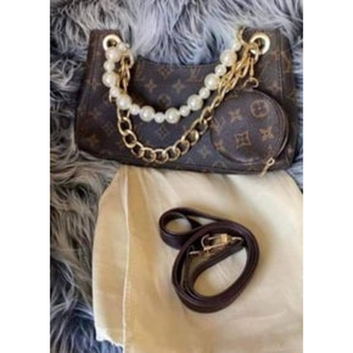 BROWN MONO PEARL GRACEFUL PURSE