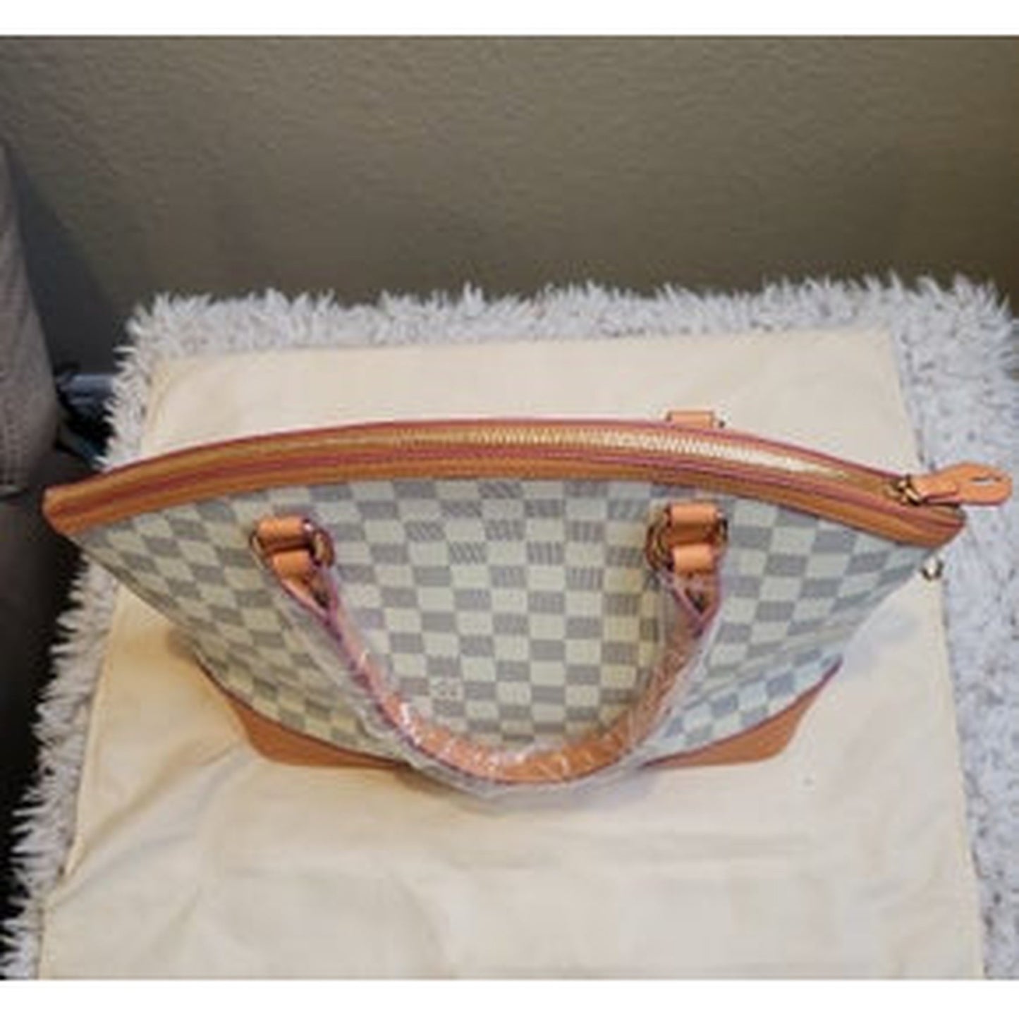 HORIZONTAL WHITE CHECK HANDBAG