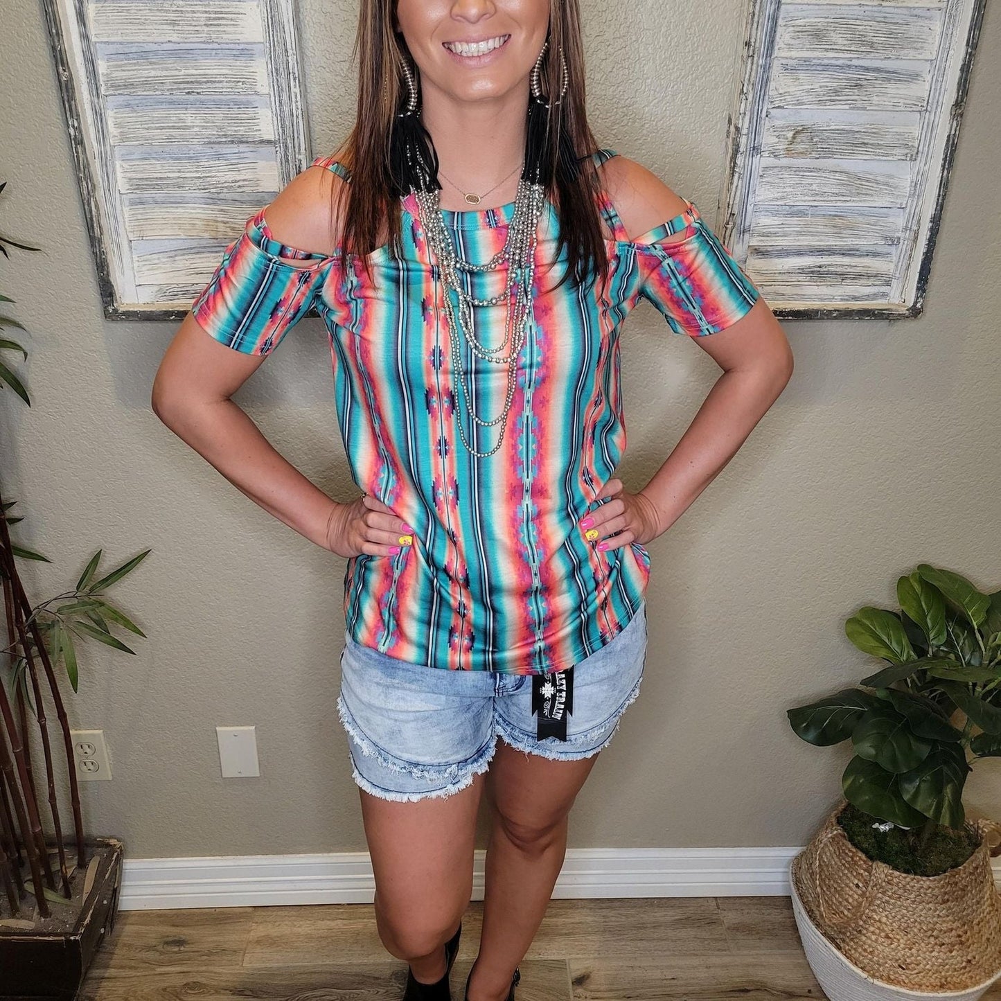 CRISS CROSS TOP