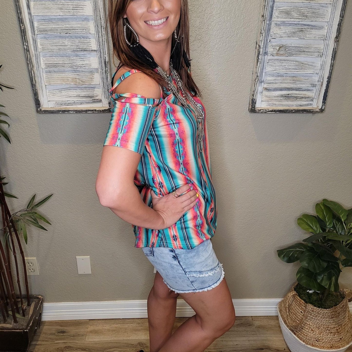 CRISS CROSS TOP