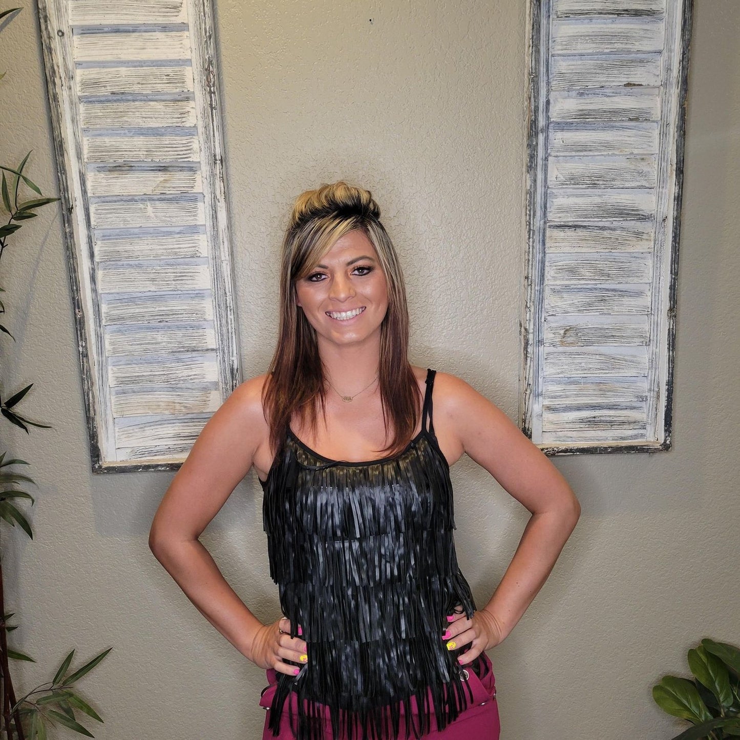 FEELIN FRINGY TANK TOP