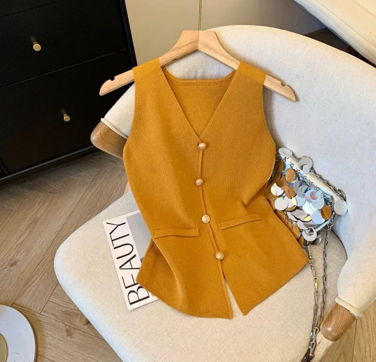 V neck sleeveless sweater vest